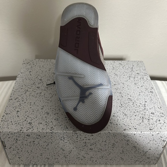 Air Jordan Retro 5 - Picture 3 of 4